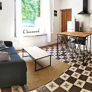 Apartment Joli Centre Avec Clim, Orange (Vaucluse)