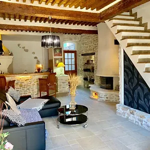 Ferienhaus Authentique Bijou Coeur D'orange A 2 Pas Du Theatre Antique!, Orange (Vaucluse)
